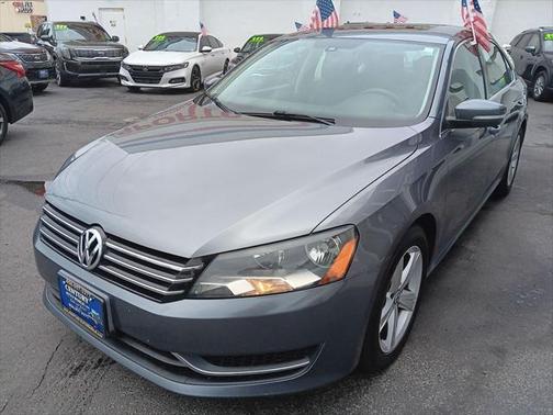 2013 Volkswagen Passat 2.5 SE