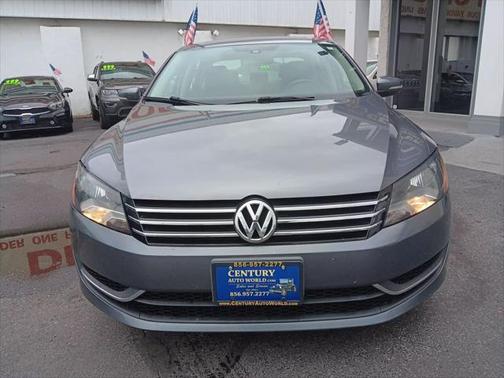 2013 Volkswagen Passat 2.5 SE