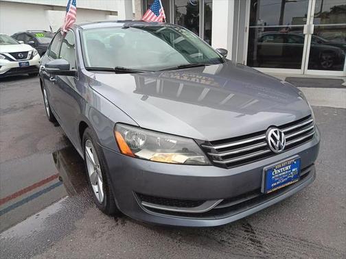 2013 Volkswagen Passat 2.5 SE
