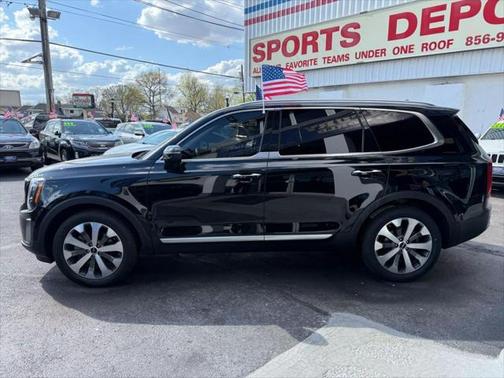 2022 Kia Telluride S
