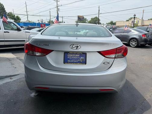 2011 Hyundai ELANTRA GLS