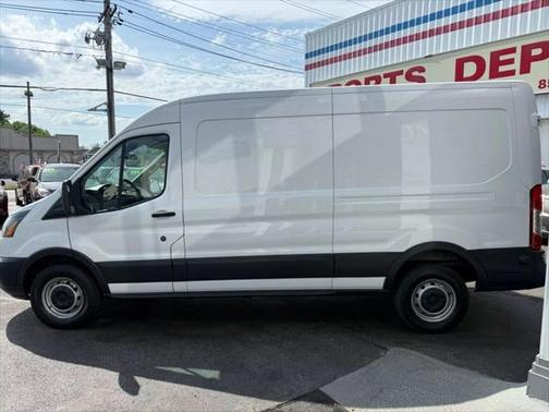 2017 Ford Transit-250 Base
