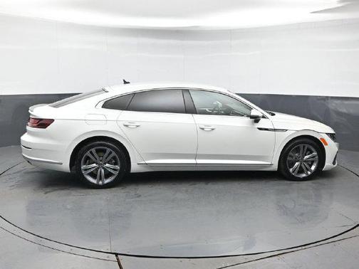 Oryx White Pearl 2022 Volkswagen Arteon 2.0T SE