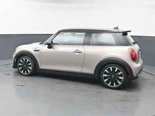2022 MINI Hardtop Cooper S