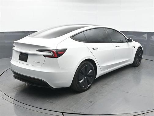 2025 Tesla Model 3 Long Range