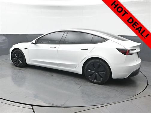 2025 Tesla Model 3 Long Range