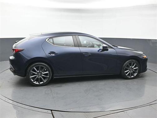 2023 Mazda Mazda3 FWD w/Preferred Package