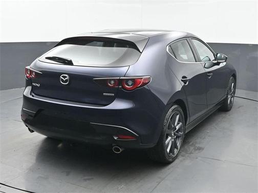 2023 Mazda Mazda3 FWD w/Preferred Package