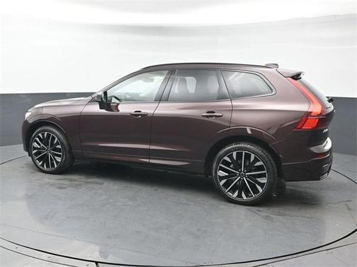 2026 Volvo XC60 B5 Ultra