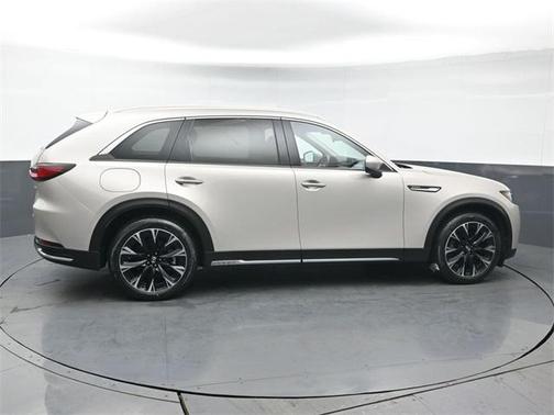 2024 Mazda CX-90 PHEV Premium