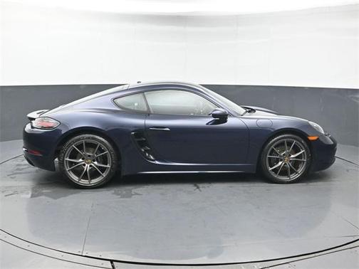 2018 Porsche 718 Cayman Base