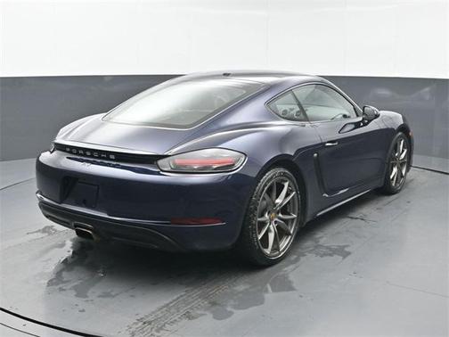 2018 Porsche 718 Cayman Base