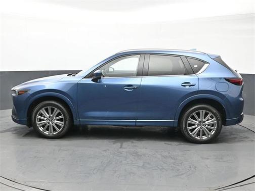 2022 Mazda CX-5 Signature