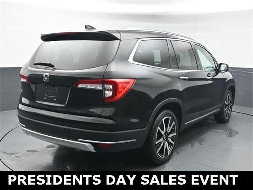 2020 Honda Pilot Touring 8-Passenger