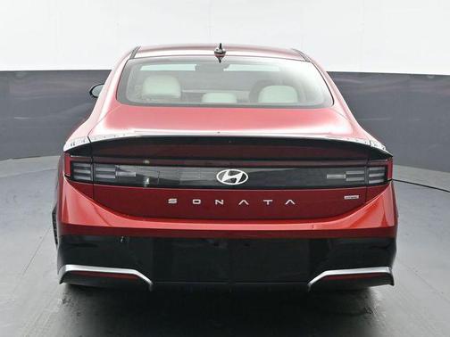 Ultimate red 2025 Hyundai SONATA SEL