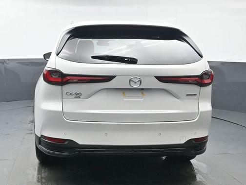 Rhodium White Premium 2026 Mazda CX-90 3.3 Turbo Preferred