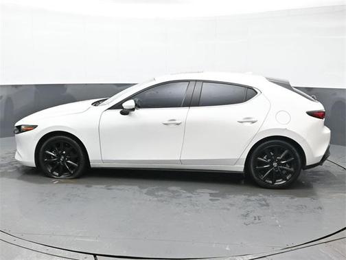 2022 Mazda Mazda3 AWD w/Premium Package