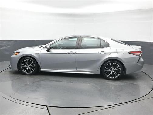 2018 Toyota Camry Hybrid SE