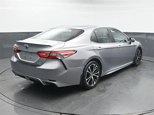 2018 Toyota Camry Hybrid SE