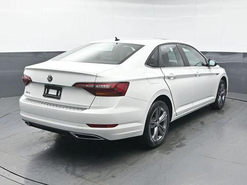 Pure White 2019 Volkswagen Jetta 1.4T R-Line