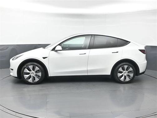 2022 Tesla Model Y Long Range Dual Motor All-Wheel Drive