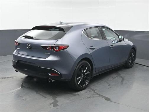 2022 Mazda Mazda3 FWD w/Premium Package