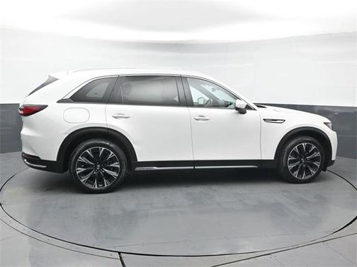 2024 Mazda CX-90 PHEV Premium Plus