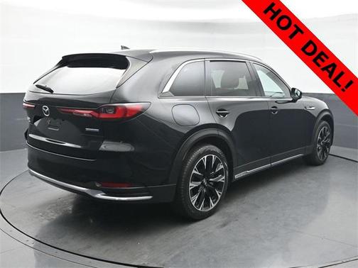 2024 Mazda CX-90 PHEV Premium Plus