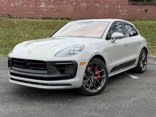 2024 Porsche Macan GTS