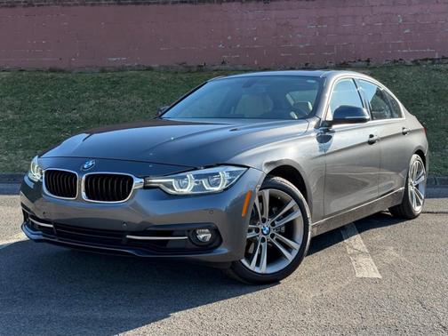 2018 BMW 330 i