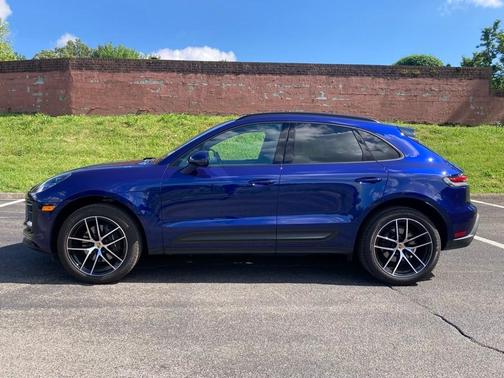 2024 Porsche Macan T