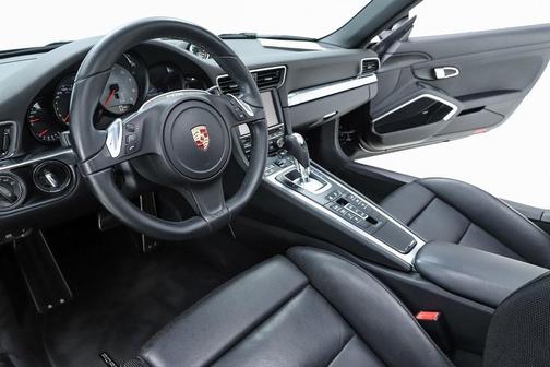 2014 Porsche 911 Carrera 4S