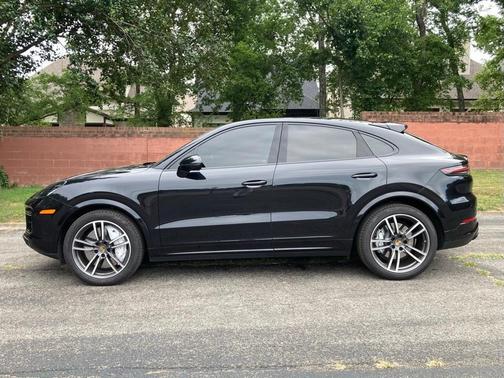 2020 Porsche Cayenne Turbo Coupe AWD