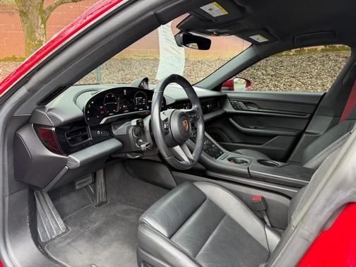 2021 Porsche Taycan 4S