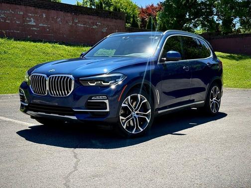 Phytonic Blue Metallic 2019 BMW X5 xDrive50i