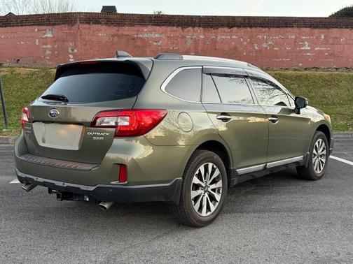 2017 Subaru Outback 3.6R Touring