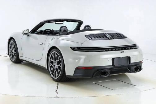 Chalk 2025 Porsche 911