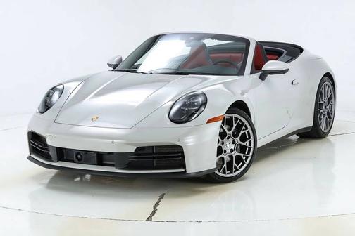 Chalk 2025 Porsche 911