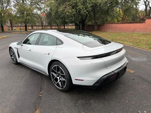 2025 Porsche Taycan Base