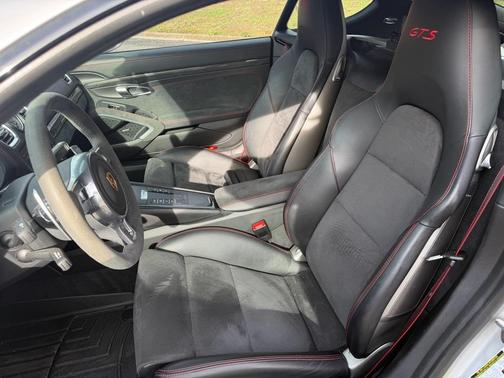 2016 Porsche Cayman GTS