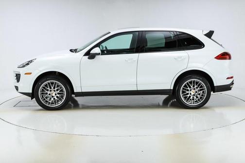 2017 Porsche Cayenne Platinum Edition