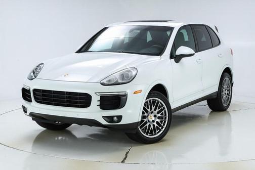 2017 Porsche Cayenne Platinum Edition