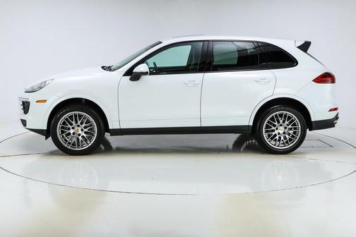 2017 Porsche Cayenne Platinum Edition