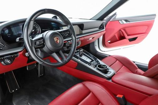 2020 Porsche 911 Carrera 4S