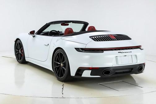 2020 Porsche 911 Carrera 4S