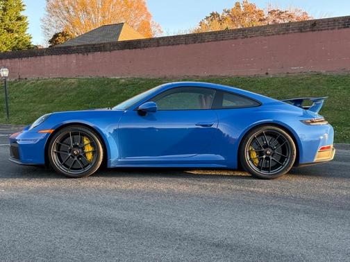 2025 Porsche 911 Carrera GTS