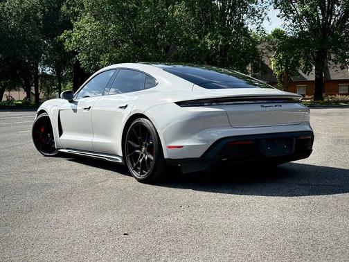 Chalk 2022 Porsche Taycan
