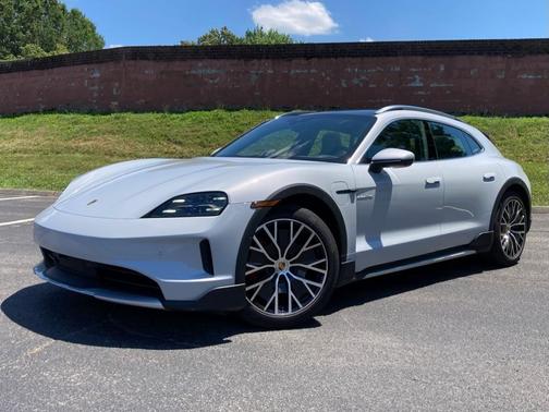 2025 Porsche Taycan Cross Turismo 4S