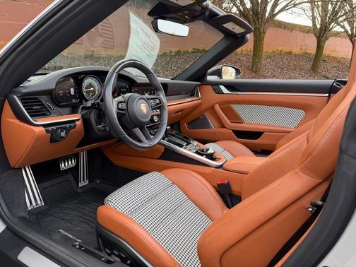 2023 Porsche 911 Turbo S