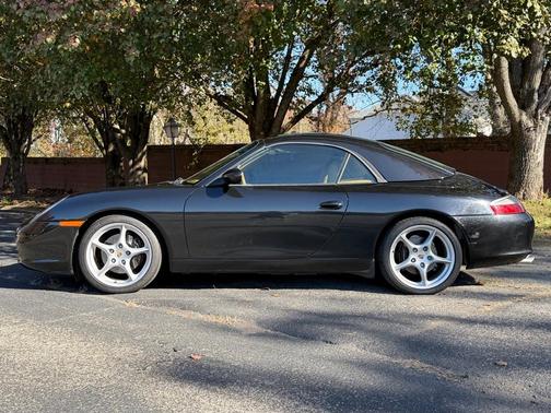 2003 Porsche 911 Carrera Cabriolet